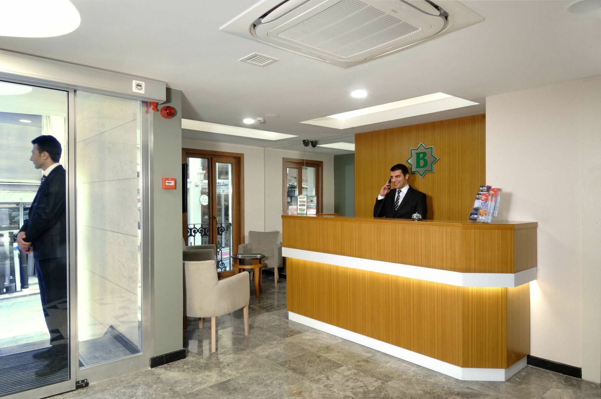 איסטמבול Bizim Hotel מראה חיצוני תמונה